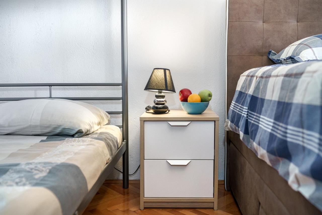 Apartments The Heart Of Croatia 피로바츠 외부 사진