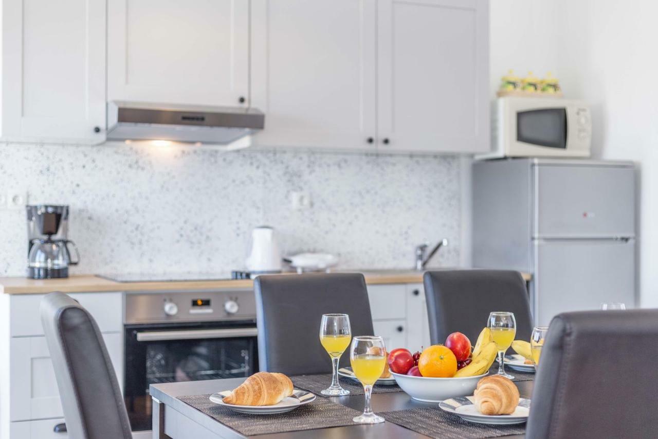 Apartments The Heart Of Croatia 피로바츠 외부 사진